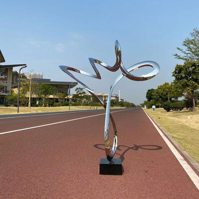 قیمت خوب مجسمه نوار آراسته از فولاد ضد زنگ با پایه سنگ سیاه آنلاین