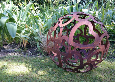 قیمت خوب الگوی قلب بزرگ Corten Steel Sculpture کوره توخالی Ball Garden Metal Ball آنلاین
