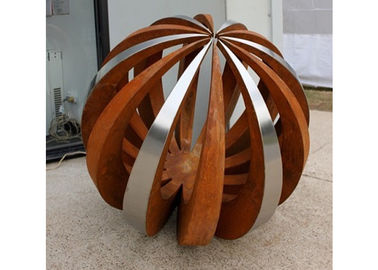 قیمت خوب دکور در فضای باز Corten Steel Sculpture، نقاشی مجسمه سازی توپ فولاد ضد زنگ آنلاین
