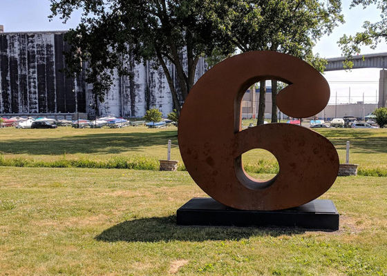 قیمت خوب مجسمه سازی شماره مجسمه های فلزی Corten مجسمه سازی باغ فولادی زنگ زده پایان آنلاین