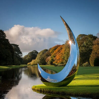 مجسمه ماه آینه‌ای مدرن سفارشی باغ فولاد ضد زنگ