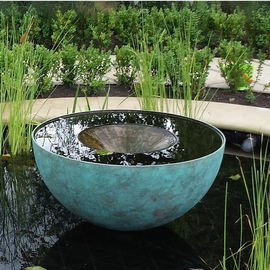 قیمت خوب مجسمه های استیل ضد آب در فضای باز Chalice برای تزئینات باغ آنلاین